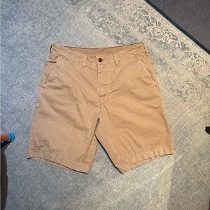 AE 33 KHAKI SHORTS